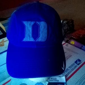 Duke University Nike $28  1 sz + Free scarf or hat.